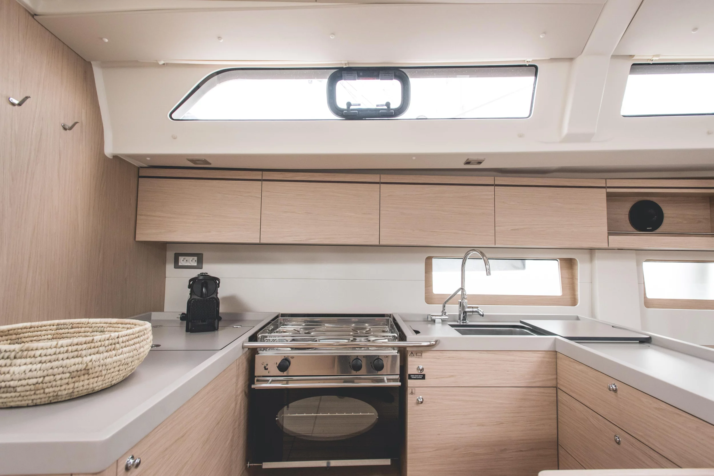 Oceanis 51.1 (Aphros - Comfort line) cucina - 2