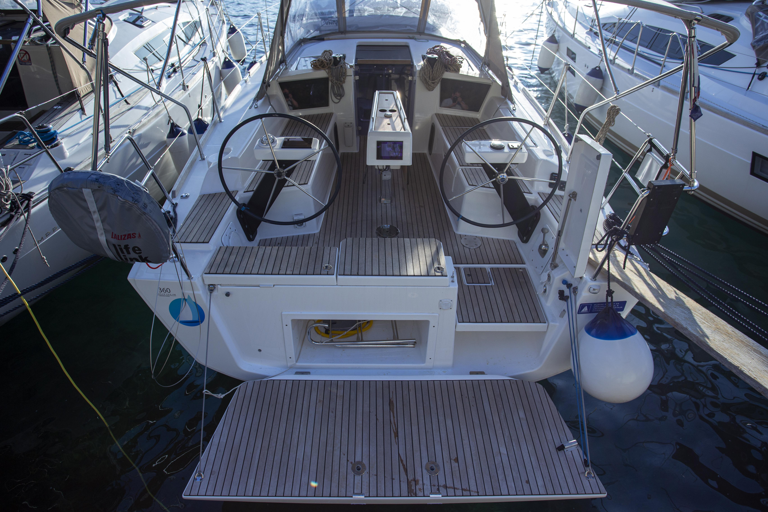 Photo #3 - Dufour 360 Grand Large (Vanila) en Mali Losinj - 8009