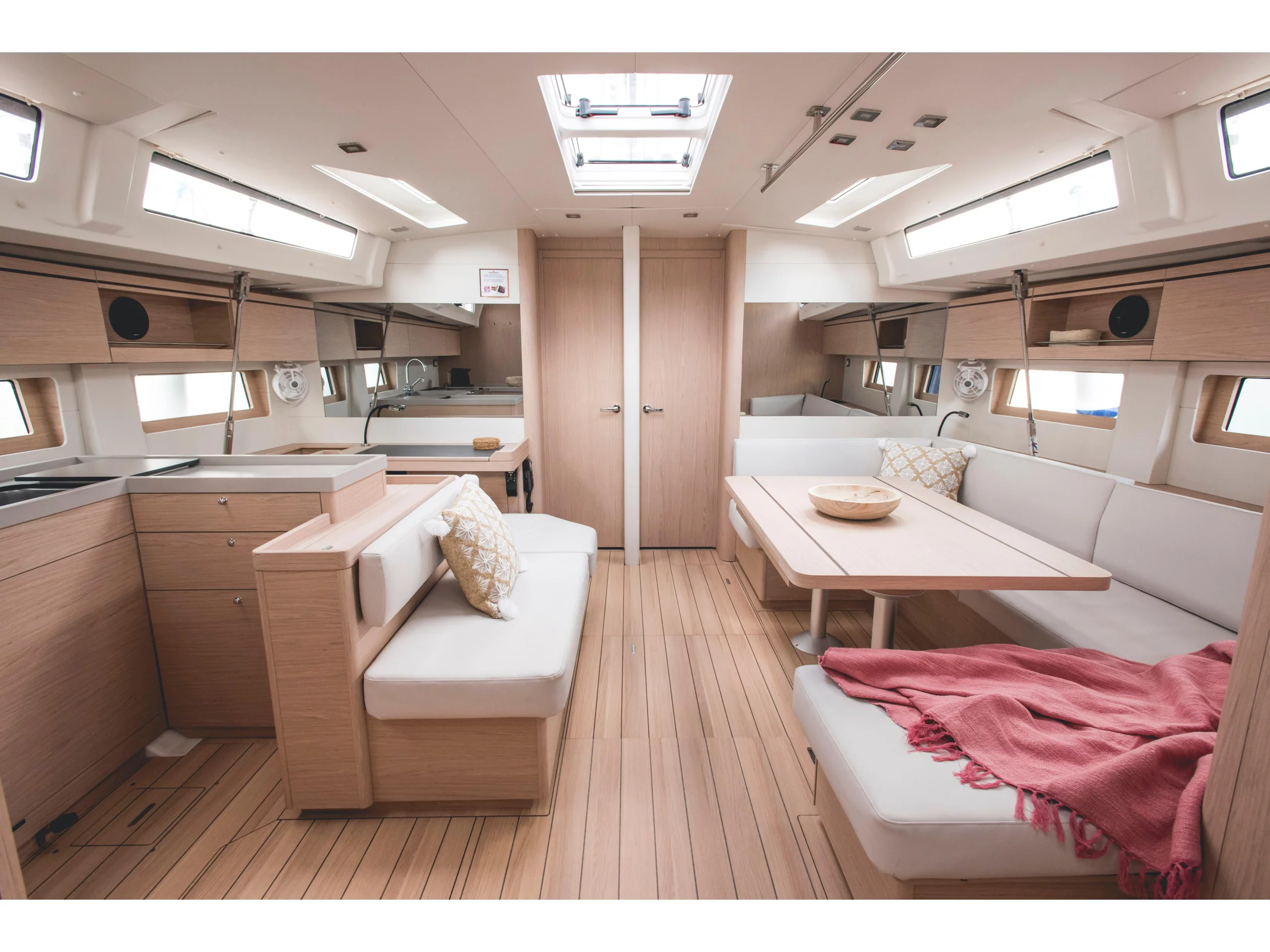Oceanis 51.1 (Aphros - Comfort line) Interior image - 4