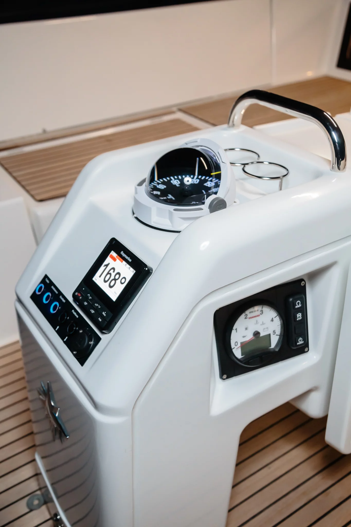 Sun Odyssey 490 (Chaos - Standard line) strumenti esterni - 11
