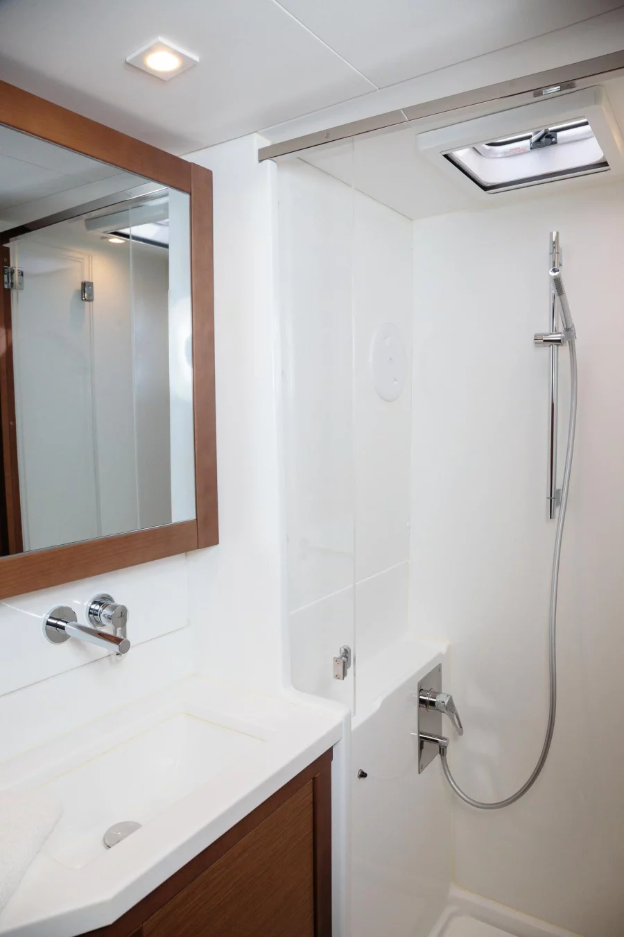 Lagoon 450 Fly (Didyme - Standard line) bagno - 3