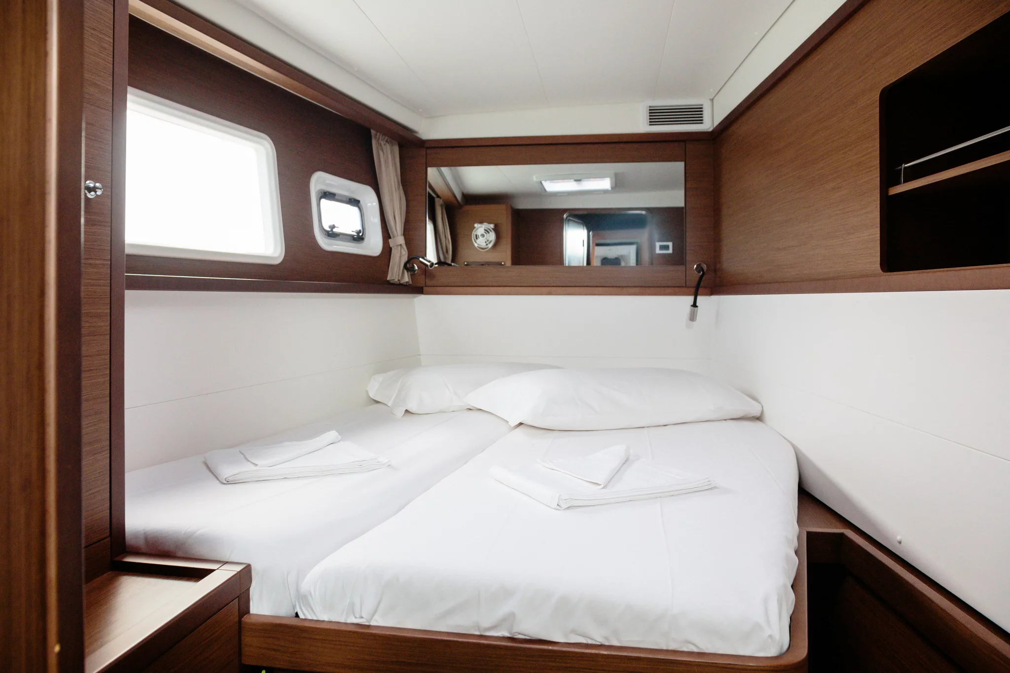 Lagoon 450 Fly (Didyme - Standard line) cabina - 12