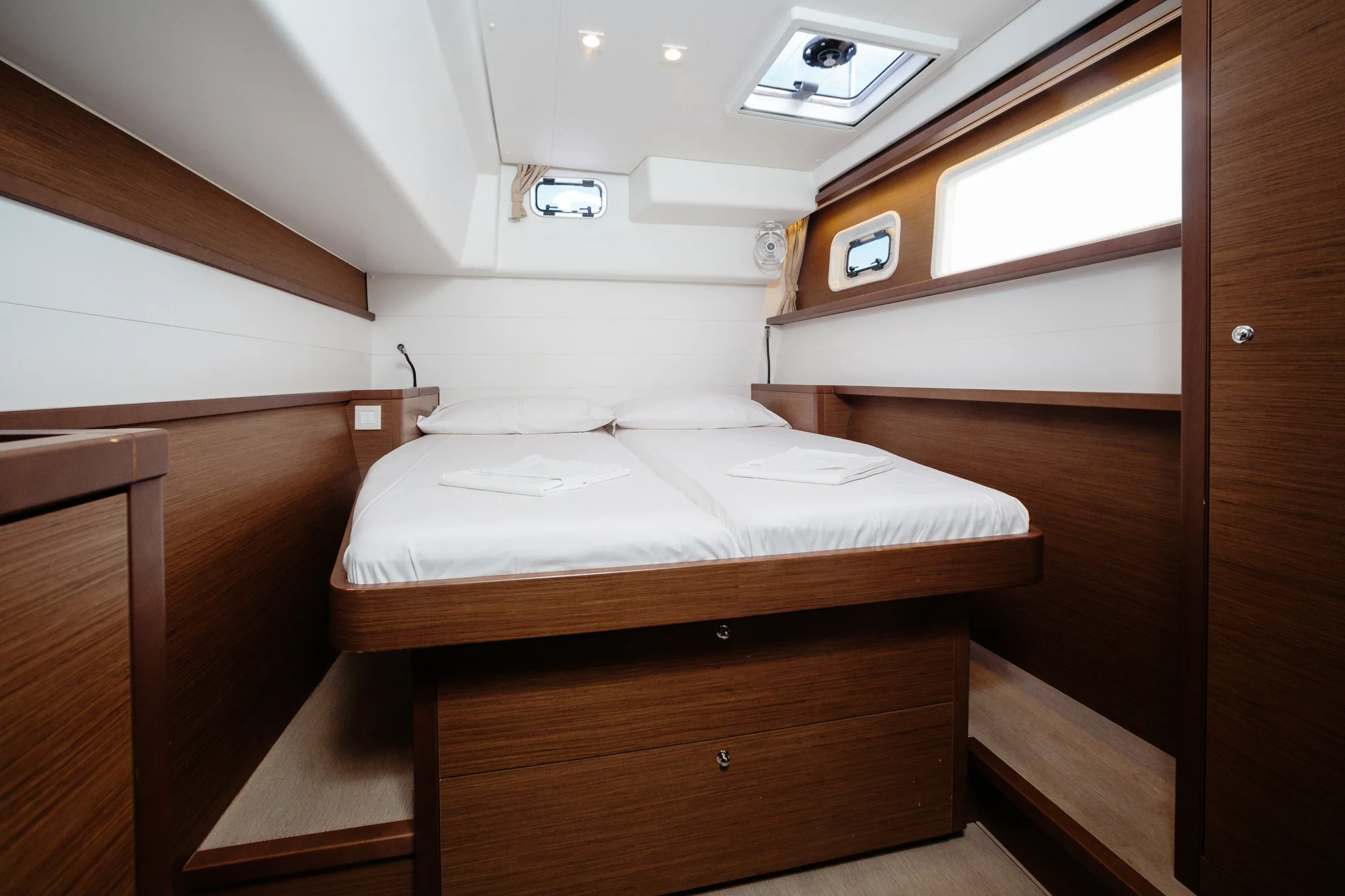 Lagoon 450 Fly (Didyme - Standard line) cabina - 10