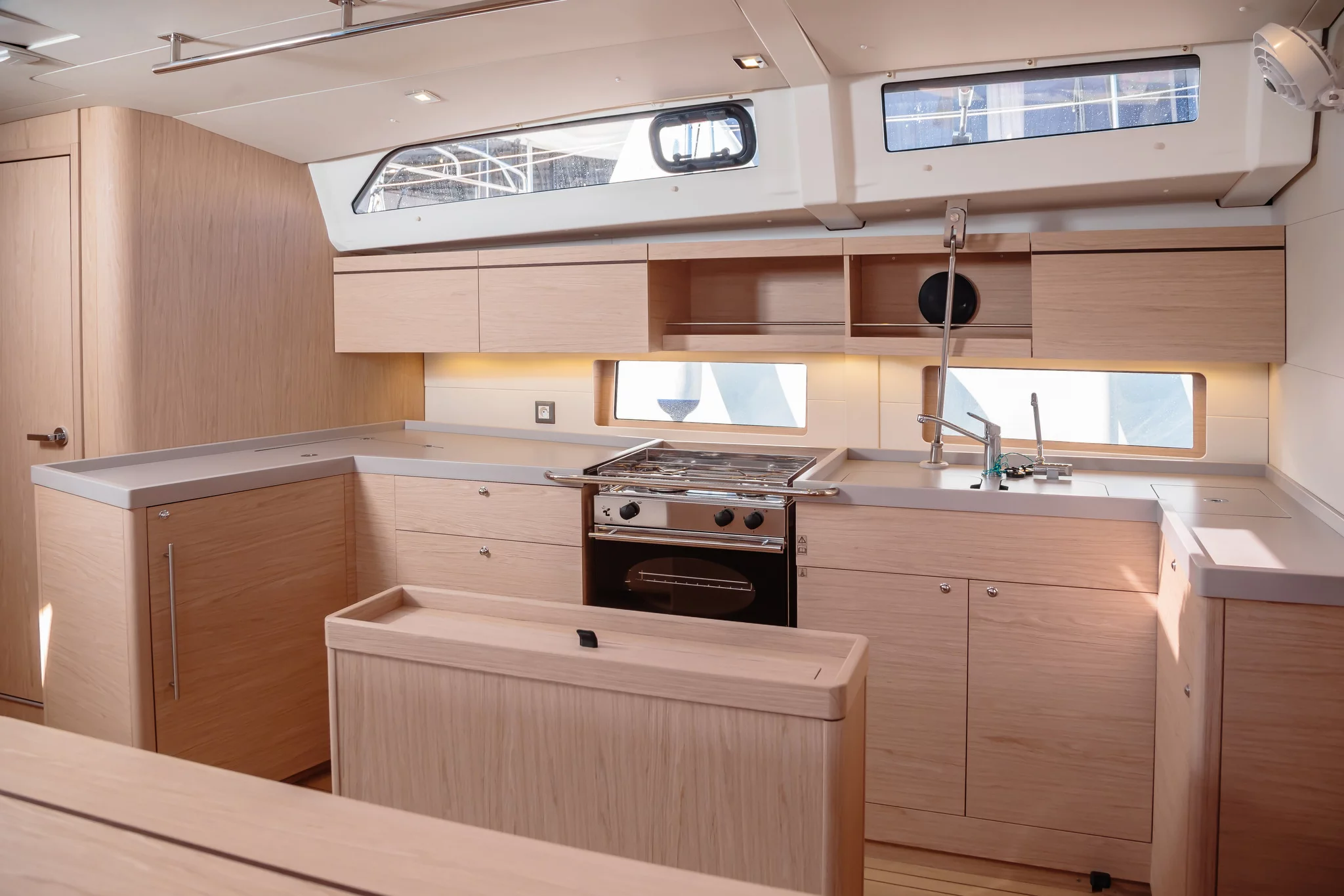 Oceanis 46.1 (5 cab) (Azalea - Comfort line)  - 1