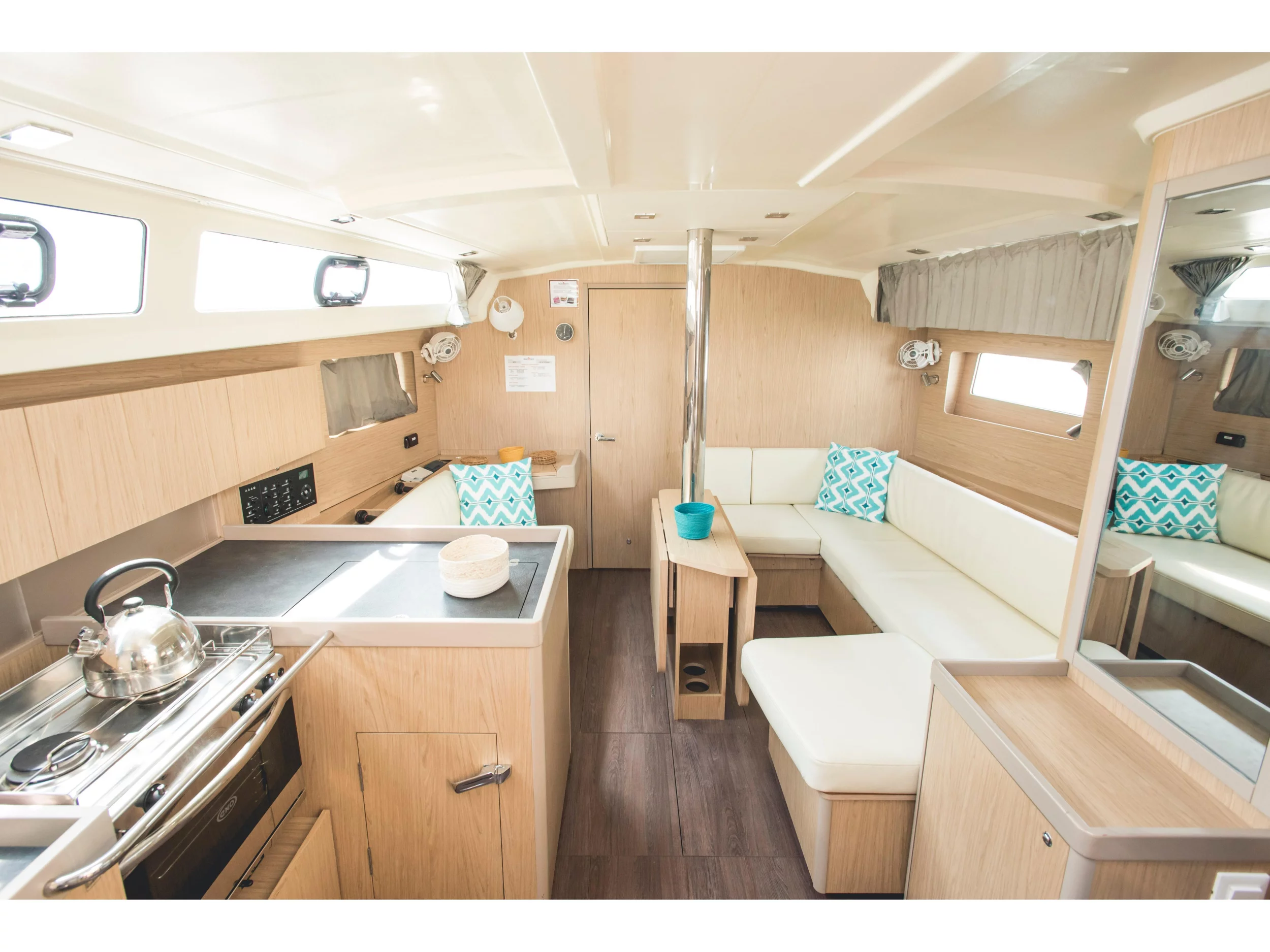 Oceanis 41.1 (Hydros - Standard line) Interior image - 2