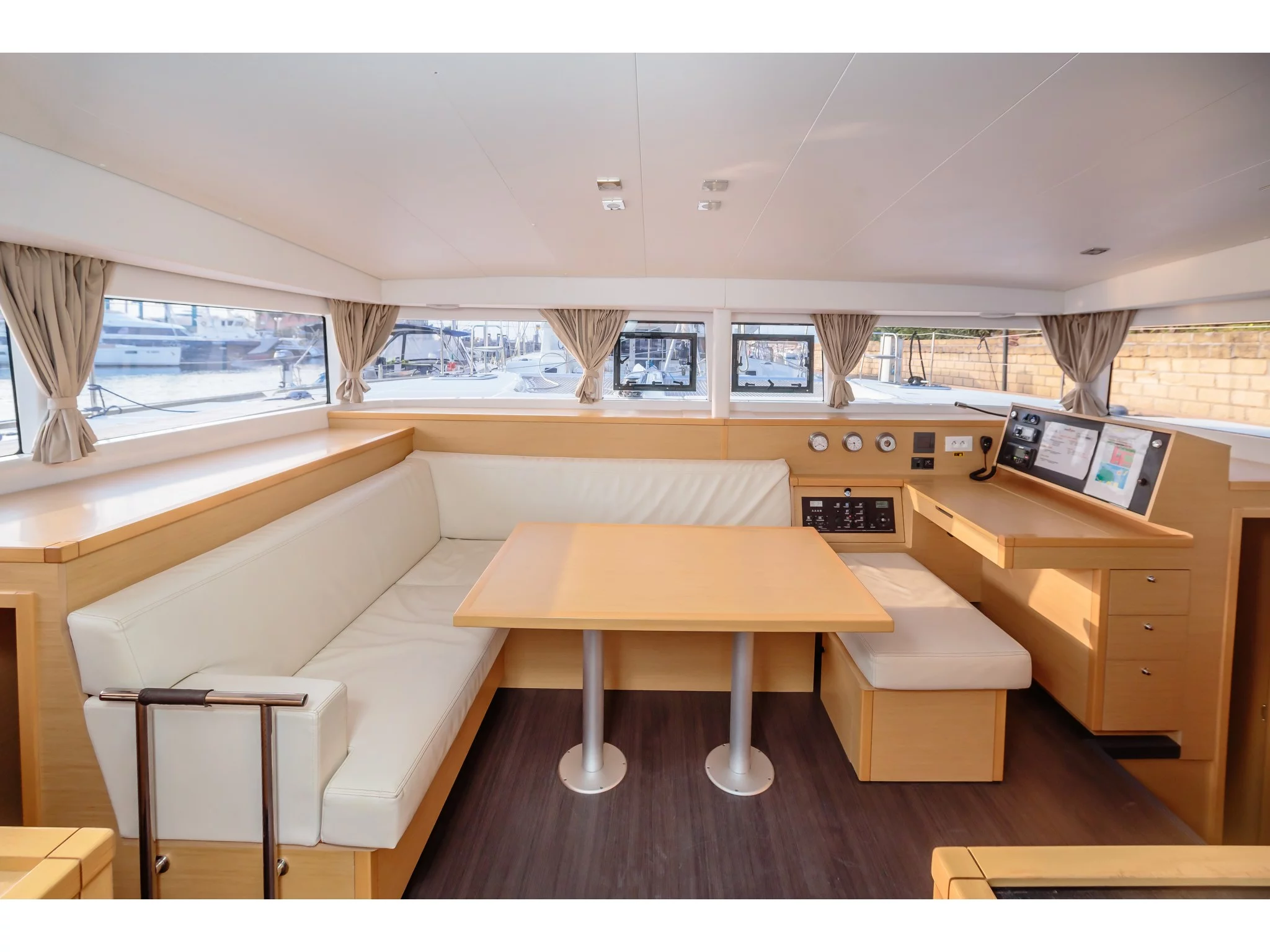 Lagoon 400 S2 (Adorable - Standard line)  - 11
