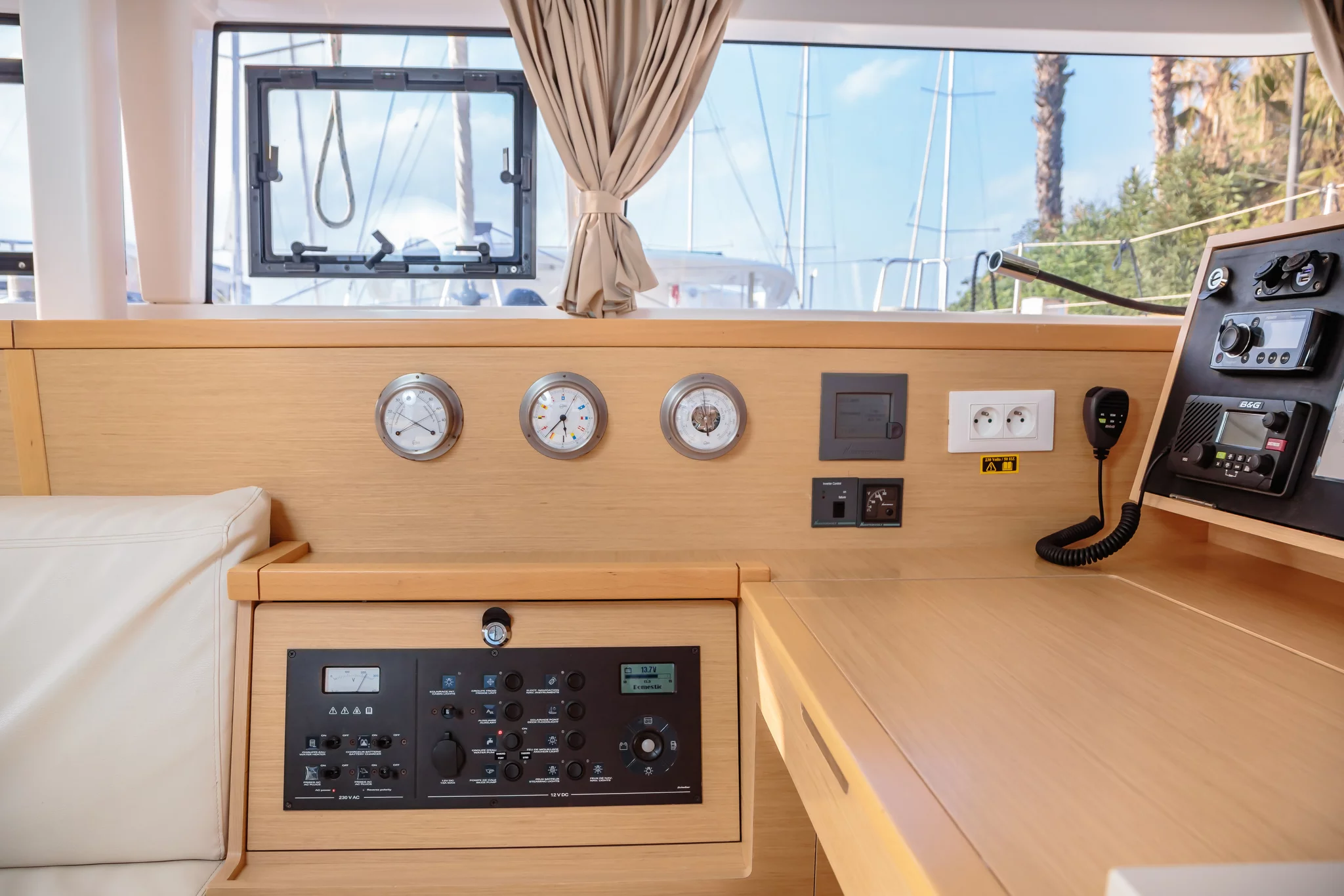 Lagoon 400 S2 (Adorable - Standard line)  - 9