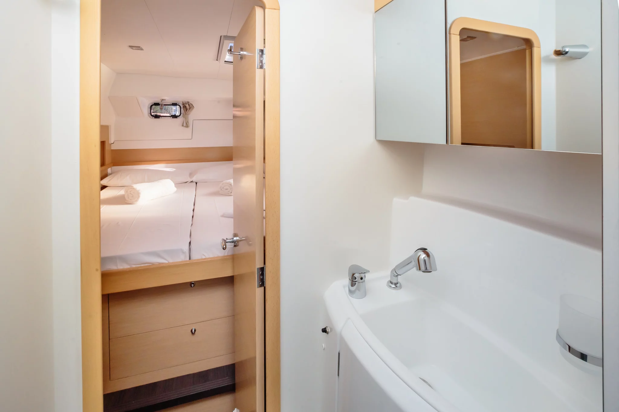 Lagoon 400 S2 (Adorable - Standard line)  - 3