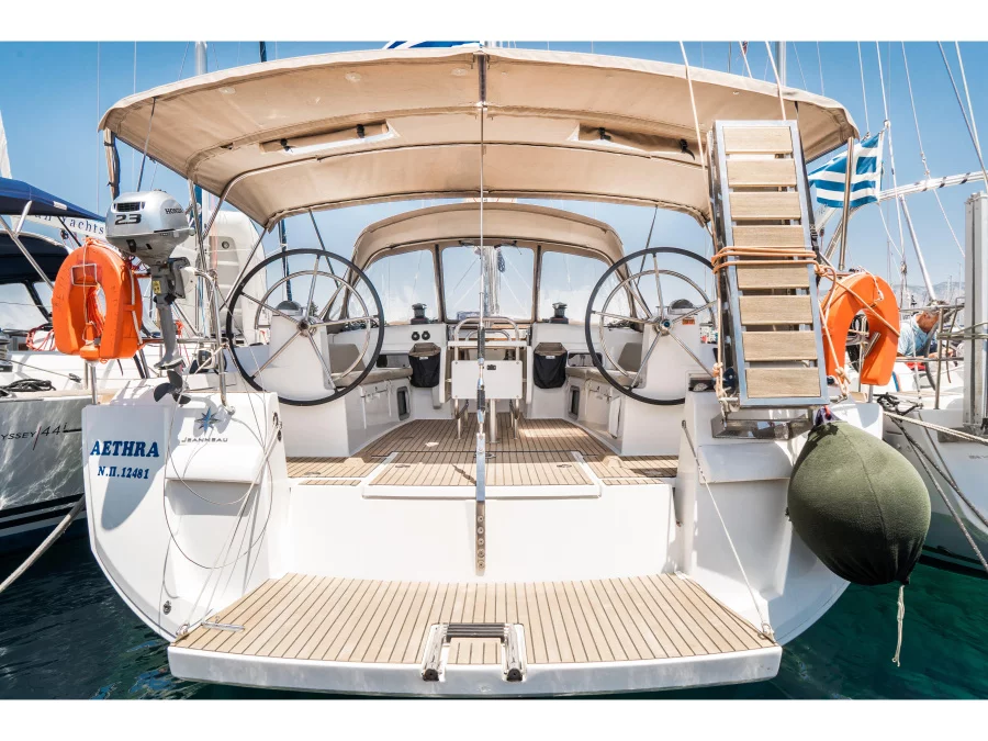 Sun Odyssey 519 - 5 cabs (AETHRA) Main image - 0
