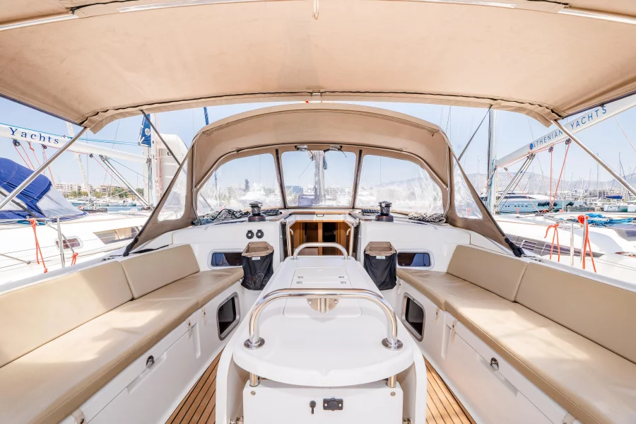 Sun Odyssey 519 - 5 cabs (AETHRA)  - 9
