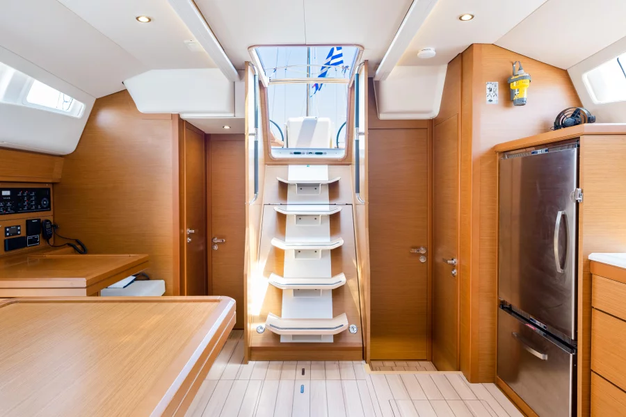 Sun Odyssey 519 - 5 cabs (AETHRA)  - 6