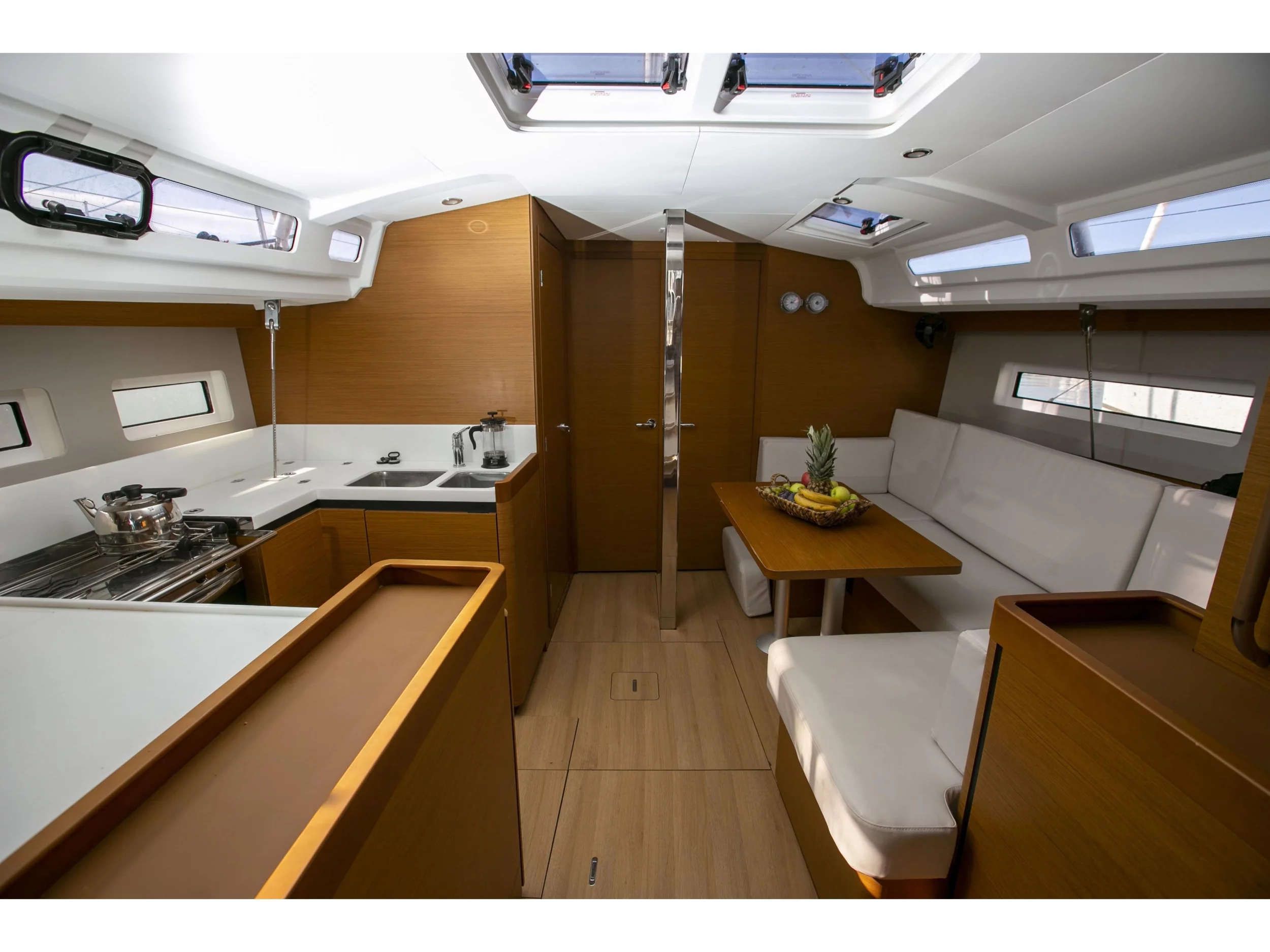Sun Odyssey 440 (HOMESICK GEORGE) Interior image - 14