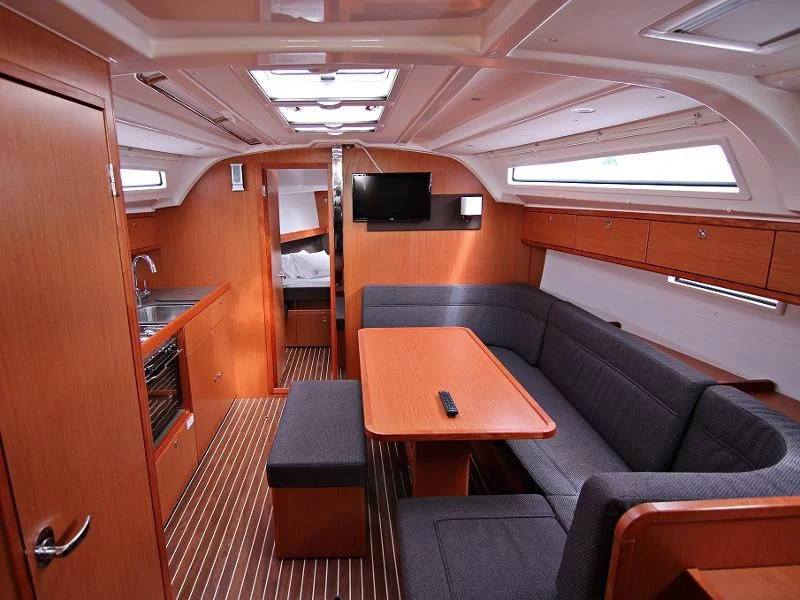 BAVARIA C 41 BT (FEDERICA) Interior image - 7