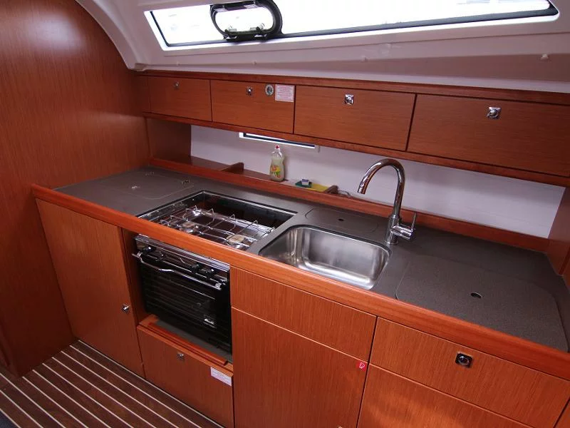 BAVARIA C 41 BT (FEDERICA)  - 8
