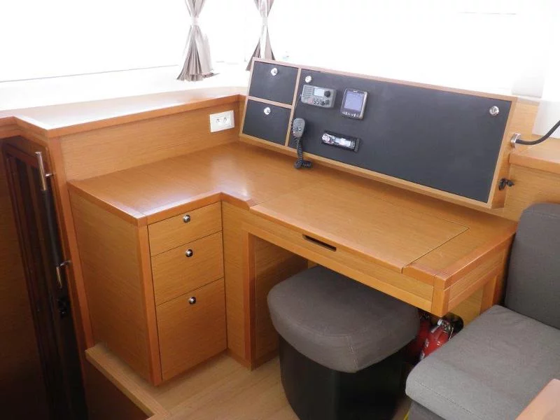 Lagoon 450 (DOUBLE TROUBLE II) Interior image - 14
