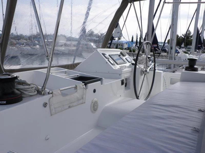 Lagoon 450 (DOUBLE TROUBLE II)  - 2