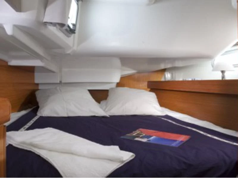 Sun Odyssey 39i (MOoN)  - 6