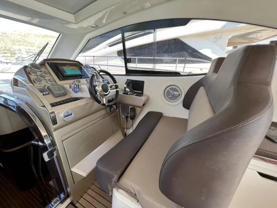Galeon 385 HTS (Manoli)  - 6