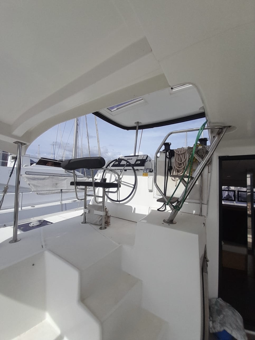 Lagoon 42 — photo 19
