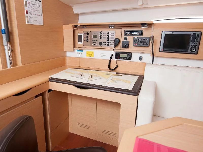 Beneteau First 45 (YASMIN)  - 3