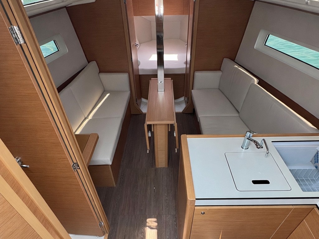 SUN ODYSSEY 350 2 CABINES — photo 101
