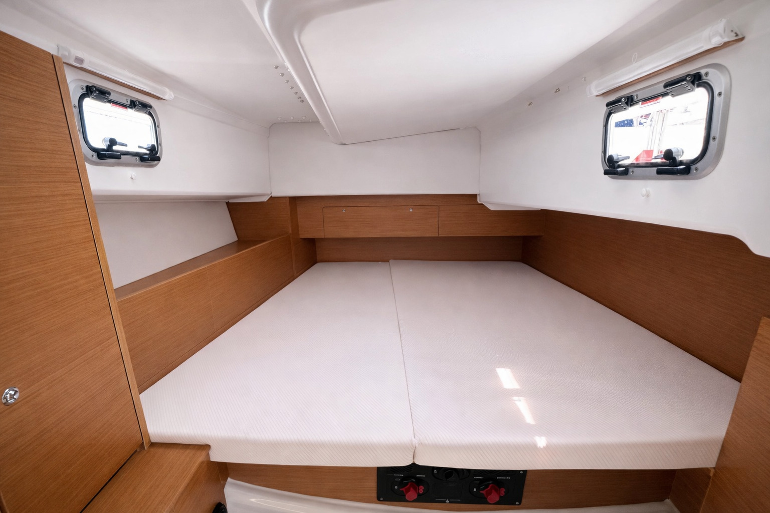 SUN ODYSSEY 350 2 CABINES — photo 100