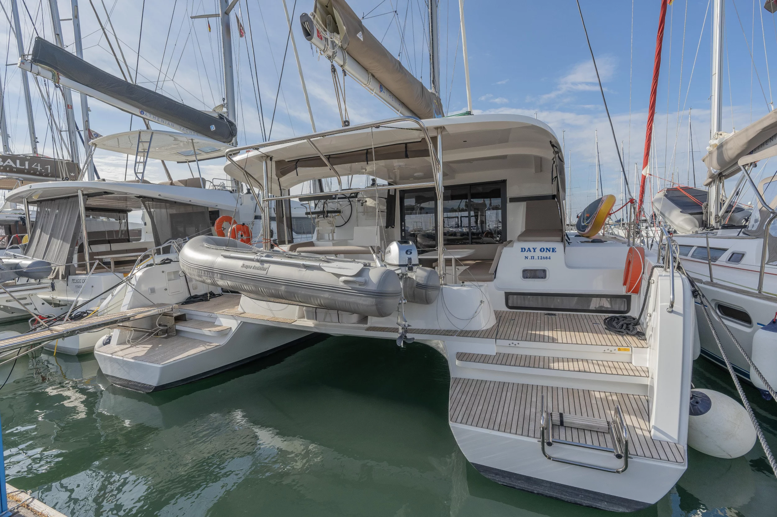 Lagoon 42 (4 dbl / 1 single ) (DAY ONE)  - 26