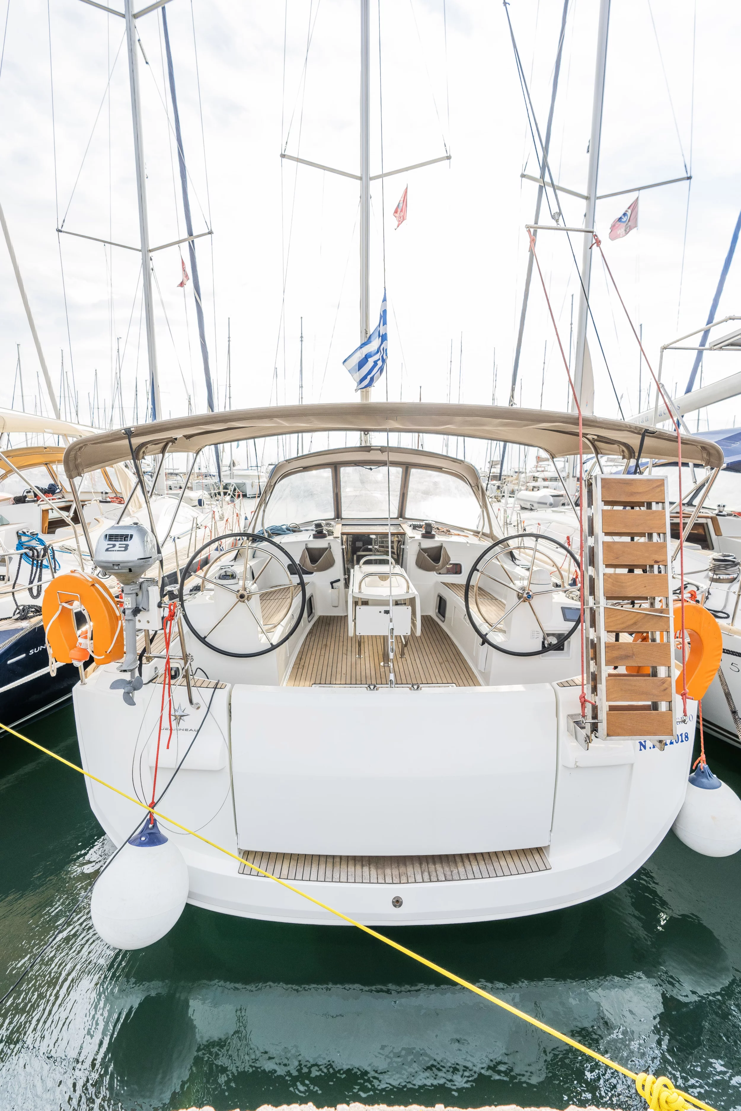 Sun Odyssey 519 - 5 cabs (PERRO BLANCO)  - 9