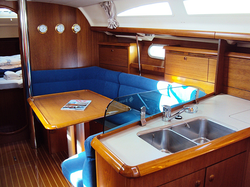 Photo #2 - Sun Odyssey 37 (SIPICA) in Murter - 11699