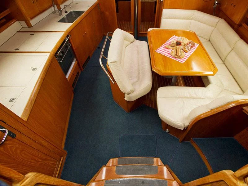 Sun Odyssey 45.2 (Iole) Interior Image - 3
