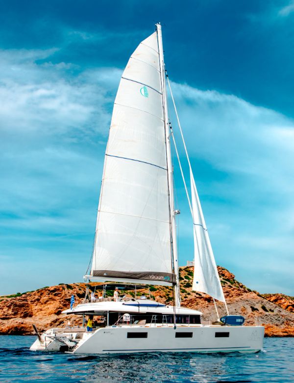 Photo #9 - Lagoon 620 (Valium 62) in Nea Peramos - 6978