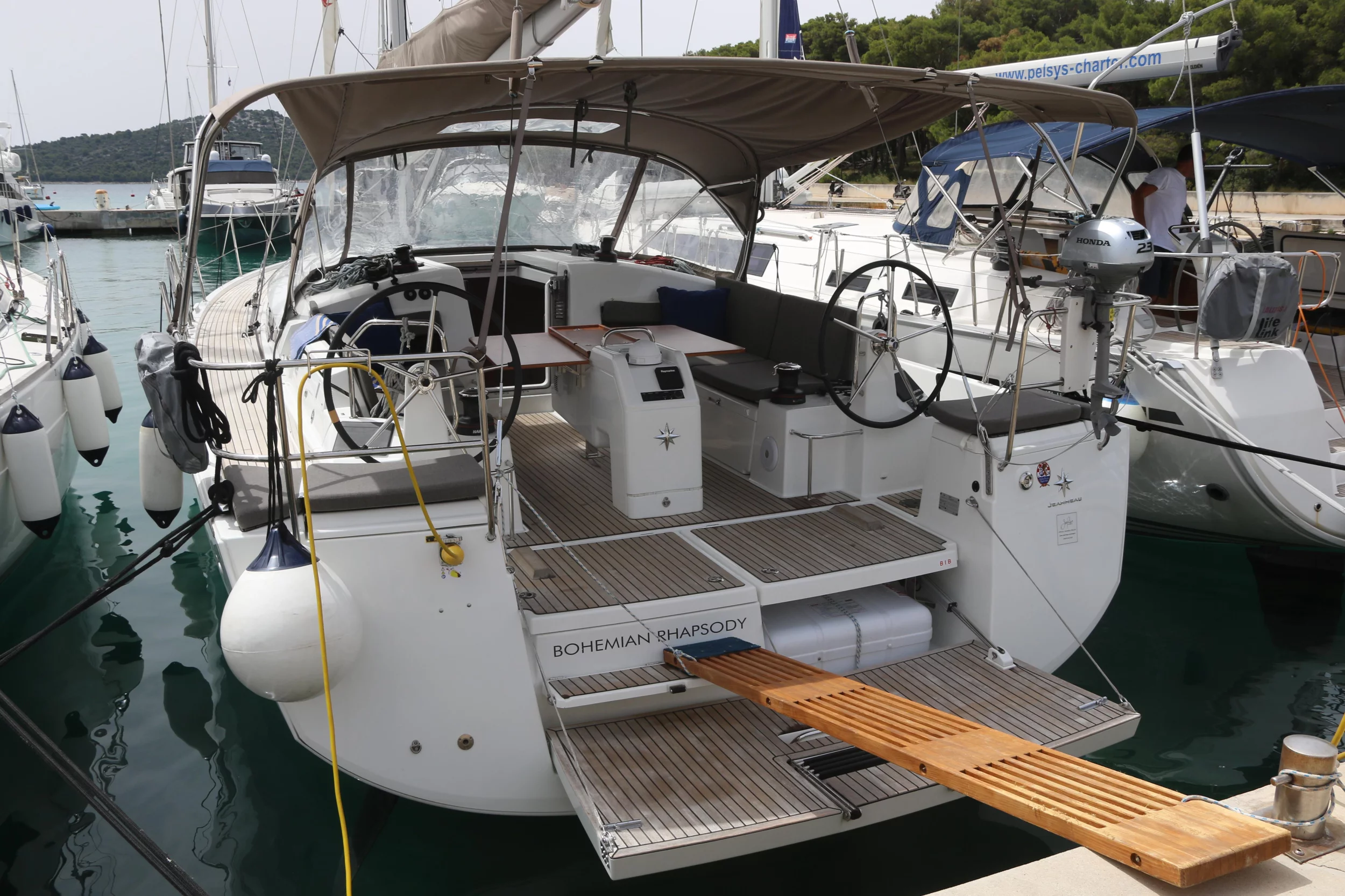 Sun Odyssey 440 (Bohemian Rhapsody) Main image - 0