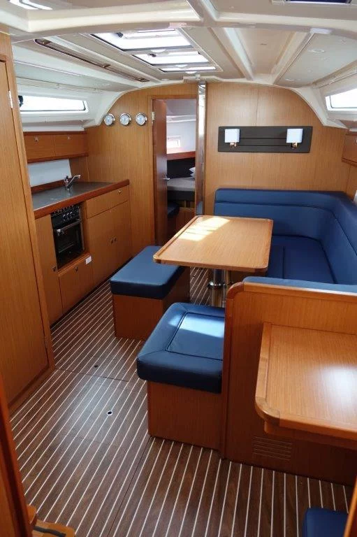 Bavaria Cruiser 41 (Oberon)  - 8