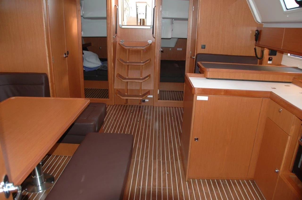 Bavaria Cruiser 51 (Astra)  - 16