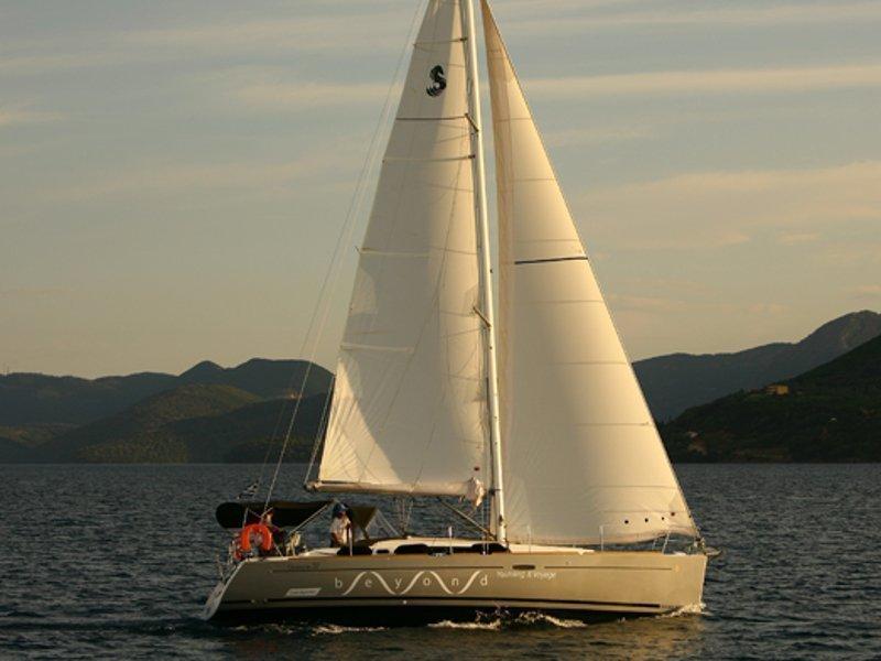 Photo #1 - OCEANIS 37.1 (OCEANIS 37.1 2025 KAIROS) in CROUESTY - 27197