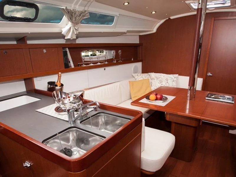 OCEANIS 37.1 (OCEANIS 37.1 2025 KAIROS)  - 243