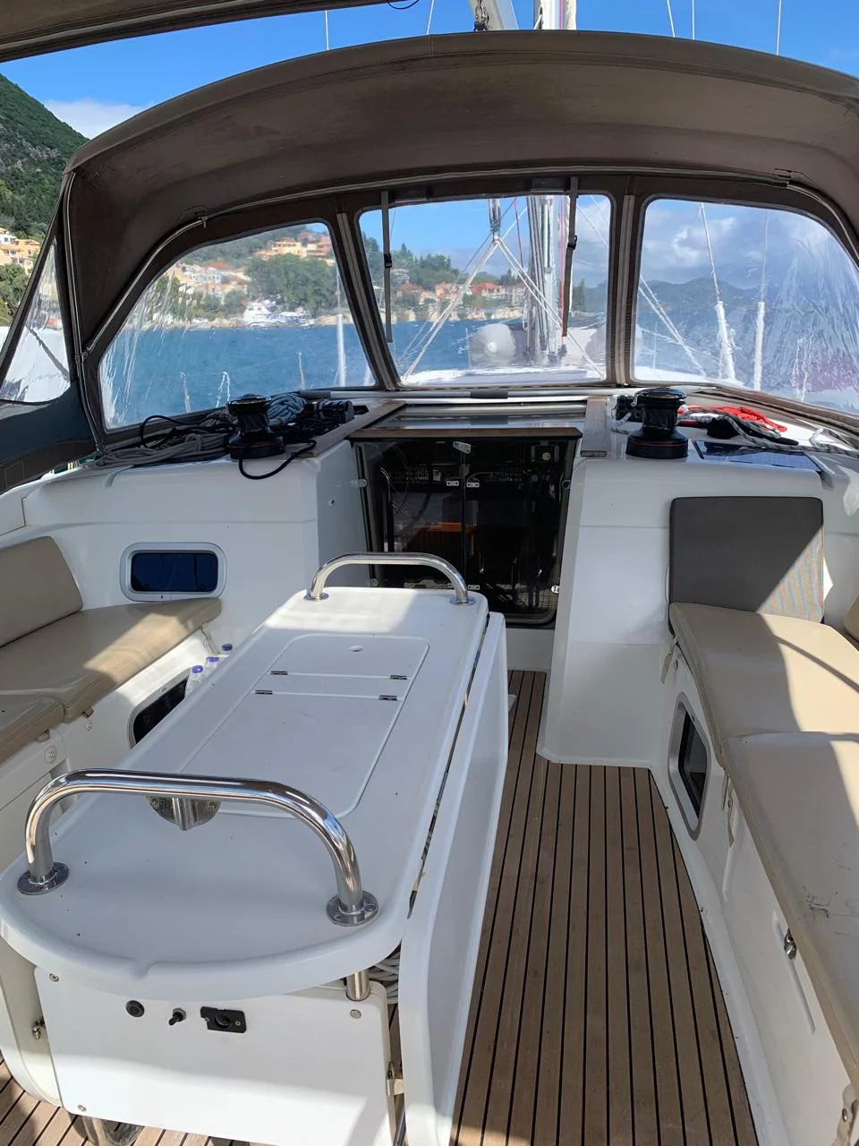 Sun Odyssey 519 (Aquaholic)  - 11