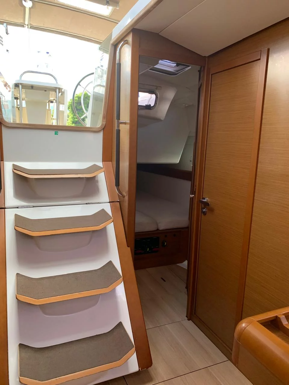 Sun Odyssey 519 (Aquaholic)  - 15