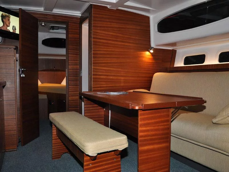 Nautika 1000 (Nautika 1000) Interior image - 9