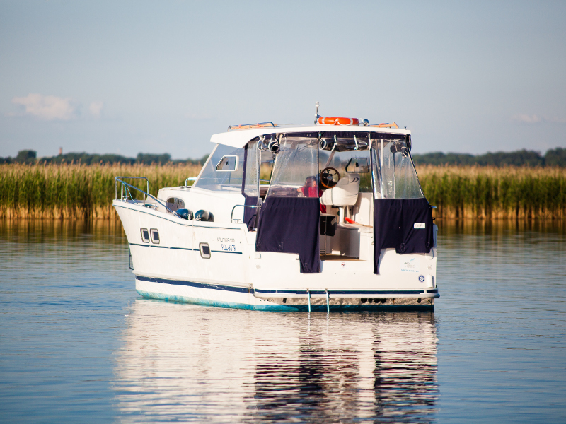 Photo #12 - Nautika 1000 VIP (Nautika 1000 VIP) en Wilkasy - 4875