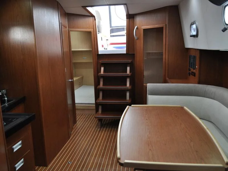 Tes 393 Illuminatus (Tes 393 Illuminatus) Interior image - 9