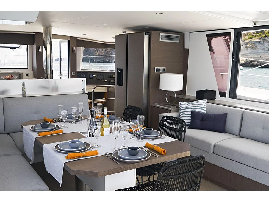 Bali 4.6 (Rhapsody in Blue) Interior image - 1