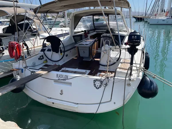 Oceanis 41.1 (Black Lion) Main image - 0