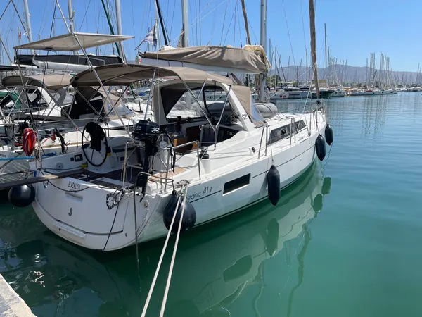 Photo #7 - Oceanis 41.1 (Black Lion) en Lefkada - 63745