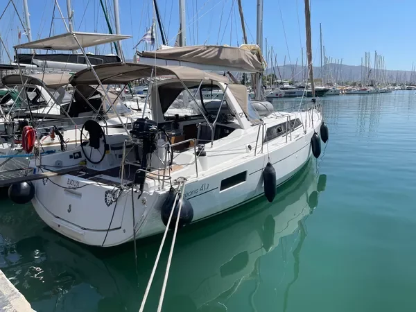 Oceanis 41.1 (Black Lion)  - 6