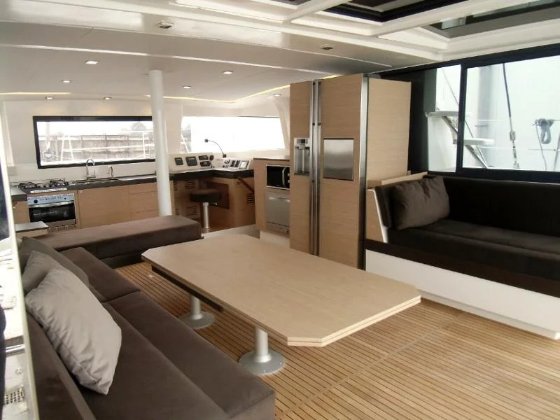 Bali 4.3 (--Watermaker) (Daddy (, , Watermaker)) Interior image - 2