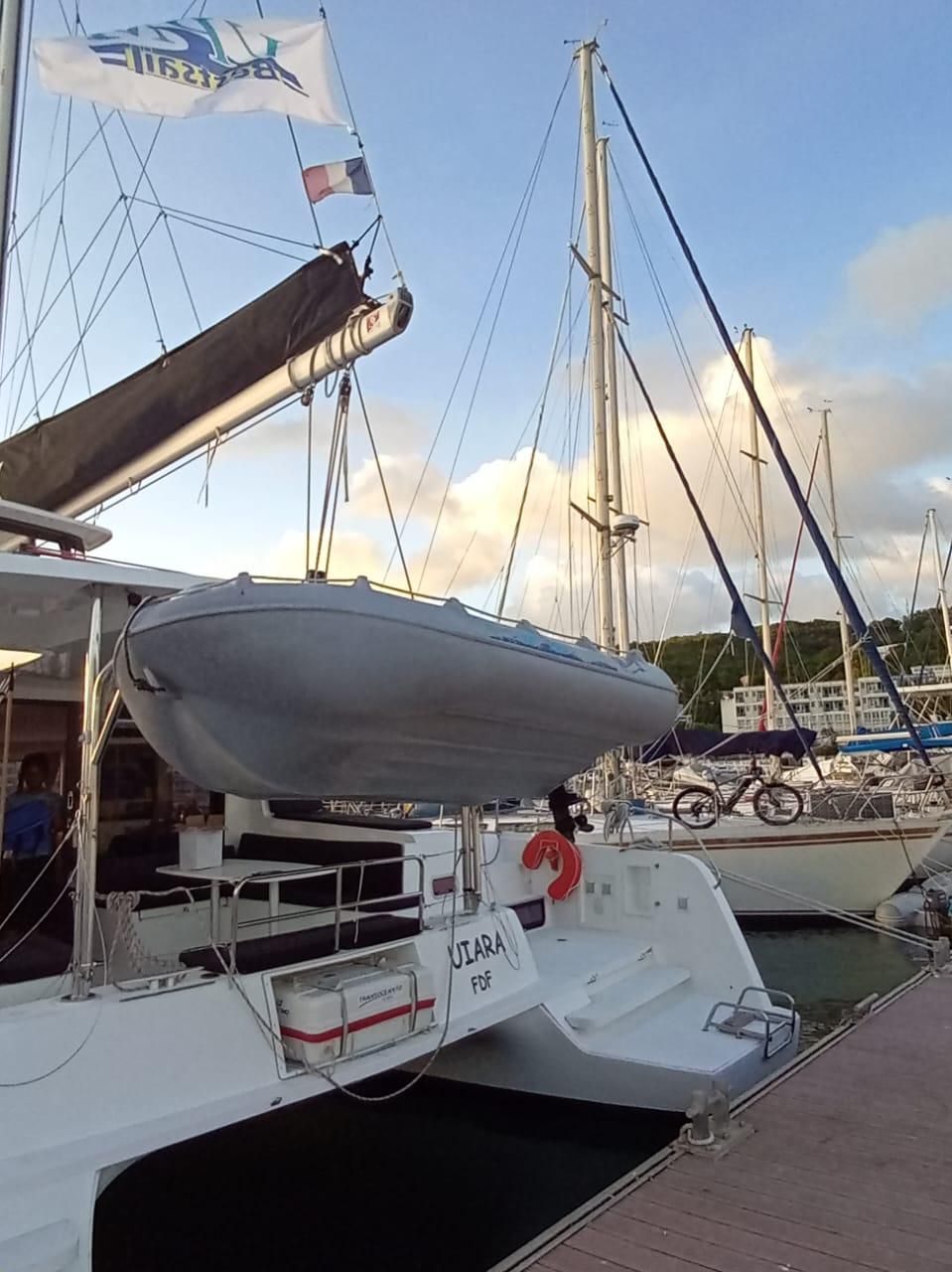 Photo #7 - Lagoon 42 (Uiara) en Le Marin - 17982