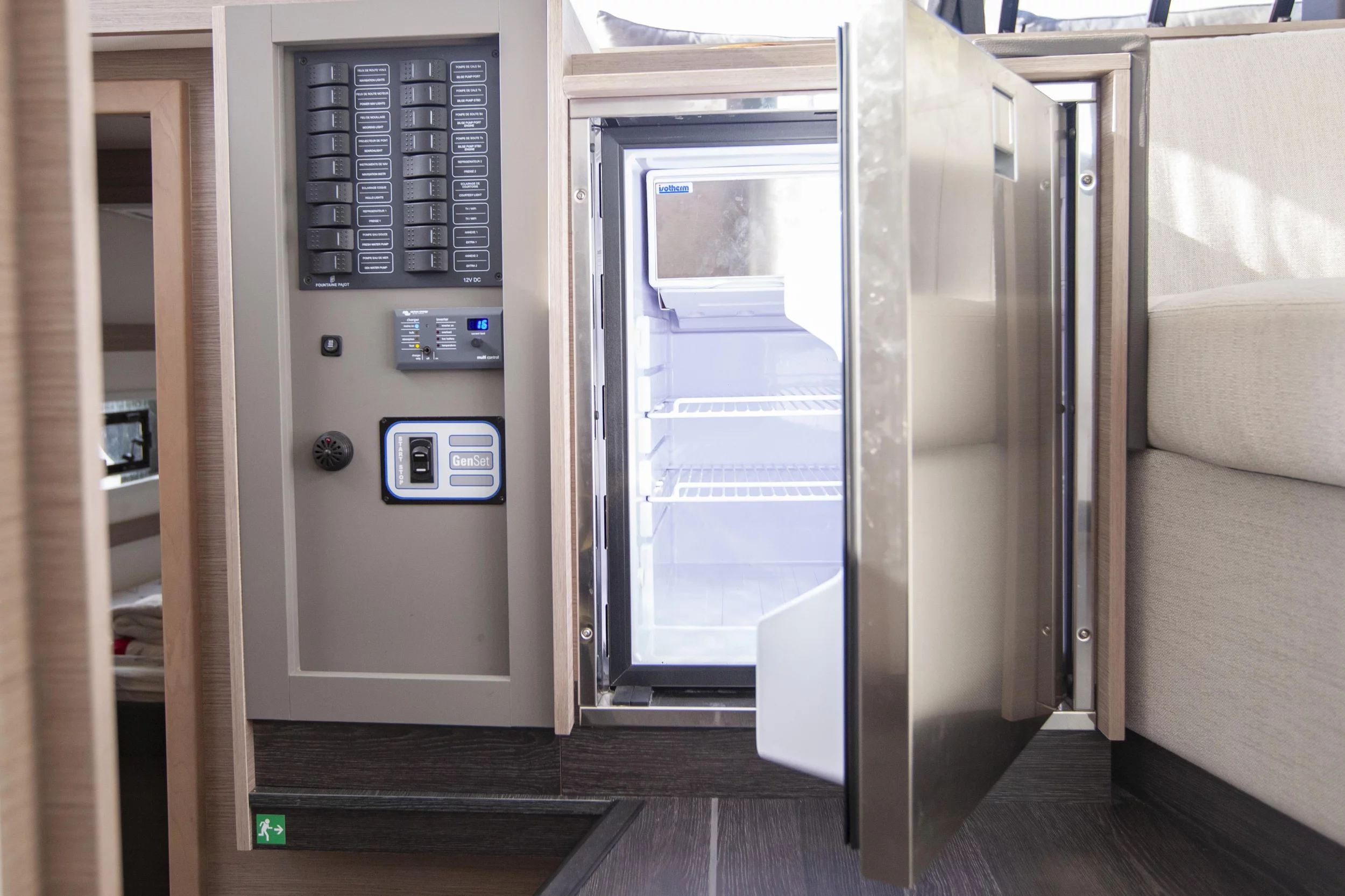 Isla 40 (Serenita) Fridge - 4