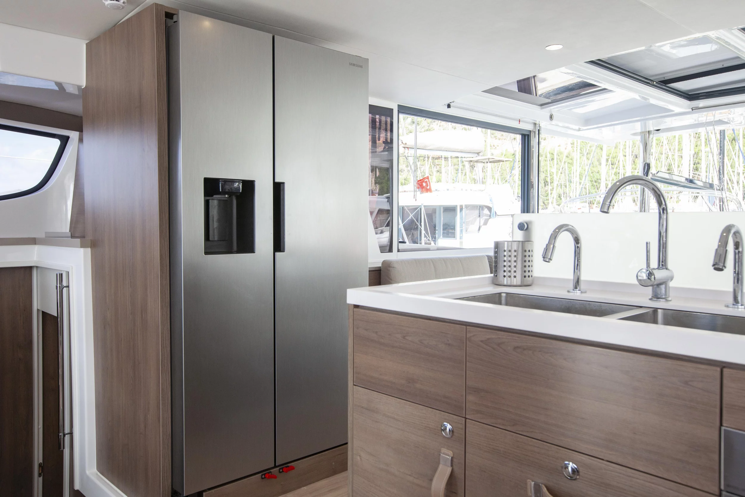 Bali 4.6 (Rhapsody in Blue) Fridge - 13