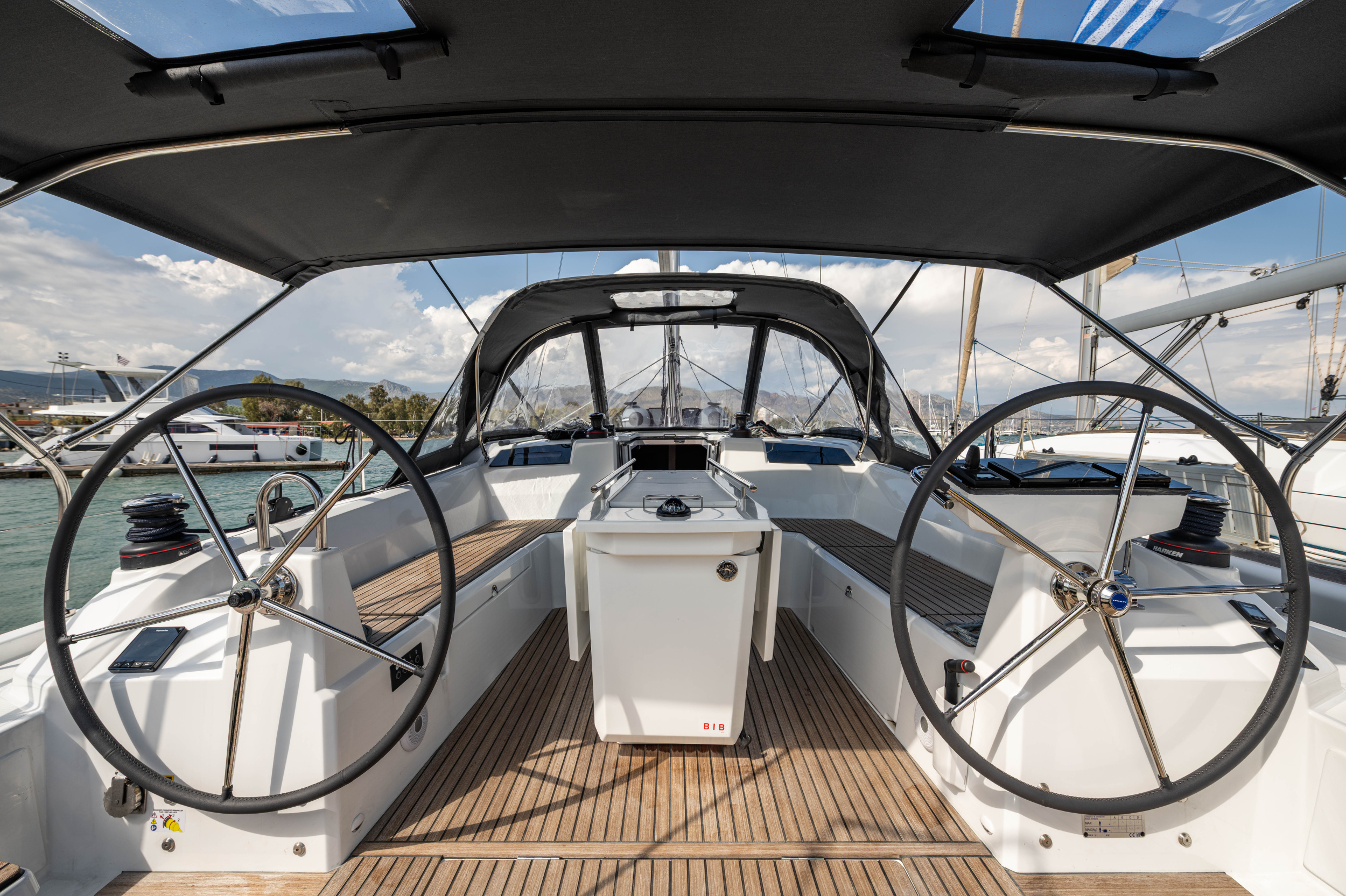 Oceanis 40.1 — photo 4